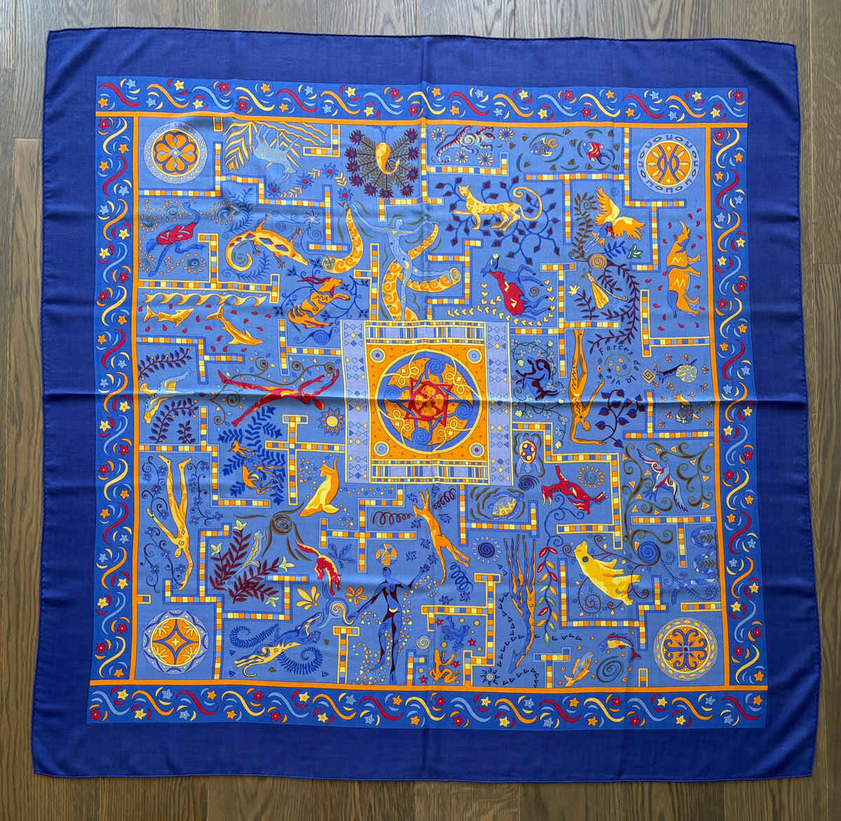 レア 未使用HERMES カレ コットン Forces de la Vie Hermes Cashmere and Silk GM Shawl “Forces de la Vie” by Christine