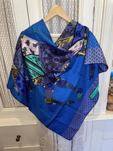 Load image into Gallery viewer, Limited edition Hermes Silk Twill Scarf “A Cheval sur mon Carre” for World Horse Welfare by Bali Barret.