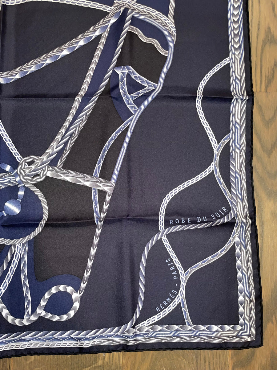 HERMES エルメス Robe du soir パレオ ストール Hermes Silk Twill Scarf “Robe du Soir” by Florence Manlik