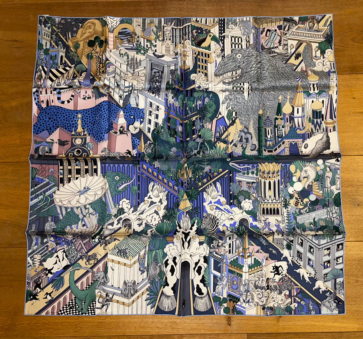 Animapolis scarf shop 90