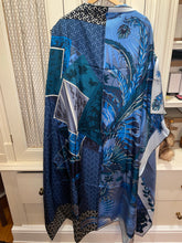 Load image into Gallery viewer, Hermes Silk GM Shawl « Mythiques Phoenix/A cheval sur mon carré » 140.