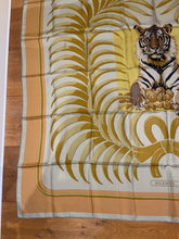 Load image into Gallery viewer, Hermes Silk Dip Dye GM Shawl “Tigre Royal” 140.