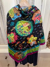 Load image into Gallery viewer, HERMES 100% SILK TWILL Scarf « Ballade de Heian » by Natsuno Hidaka.