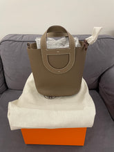 Load image into Gallery viewer, Hermès In-the-Loop 23 bag, étoupe/étoupe