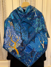 Load image into Gallery viewer, Hermes Silk Twill Scarf “Dans Un Jardin Anglais” by Alice Shirley.