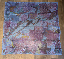 Load image into Gallery viewer, Hermes Silk Mousseline GM Shawl “DANS UN JARDIN ANGLAIS” by Alice Shirley 140