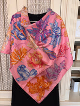 Load image into Gallery viewer, Hermes 100% Silk Twill Scarf “Tulipomanie” by Aline Honoré.