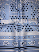 Load image into Gallery viewer, Hermes Silk GM Shawl “Eperon d’Or Bandana” by Henri d’Origny 140.