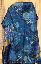 Load image into Gallery viewer, Hermes Silk Twill Scarf “Dans Un Jardin Anglais” by Alice Shirley.