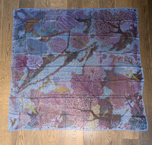 Load image into Gallery viewer, Hermes Silk Mousseline GM Shawl “DANS UN JARDIN ANGLAIS” by Alice Shirley 140