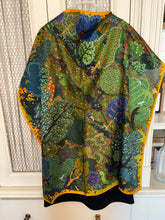 Load image into Gallery viewer, Hermes Silk Twill Scarf “Dans Un Jardin Anglais” by Alice Shirley