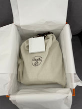 Load image into Gallery viewer, Hermès In-the-Loop 23 bag, étoupe/étoupe