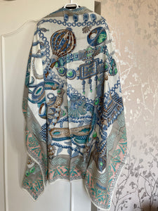 Hermes Cashmere and Silk GM Shawl “Zenobie, Reine de Palmyre” by Annie Faivre 140.