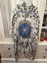 Load image into Gallery viewer, Hermes Cashmere and Silk GM Shawl “Les Cles” by Caty Latham 140.