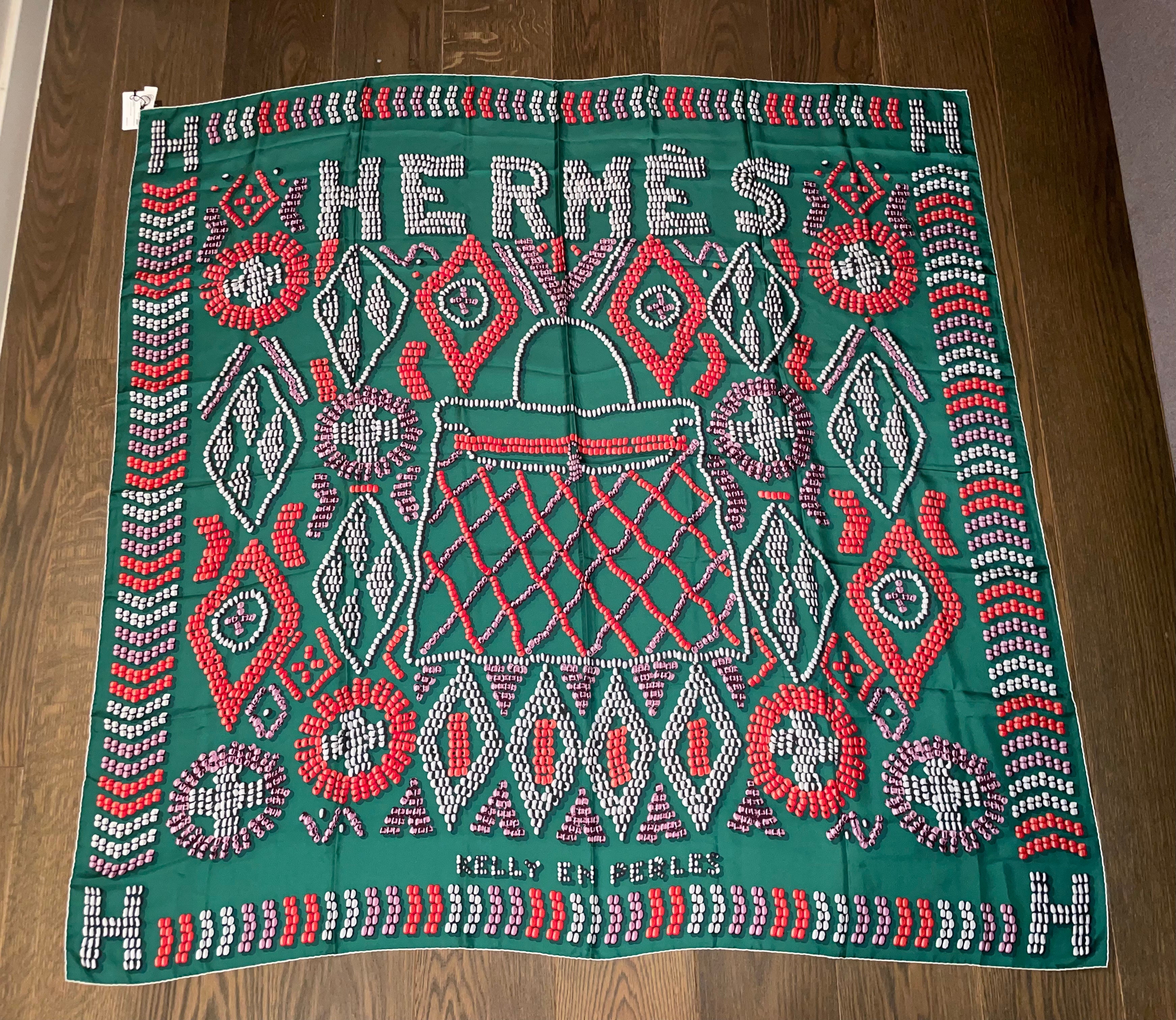Hermes Kelly en Perles Silk Scarf