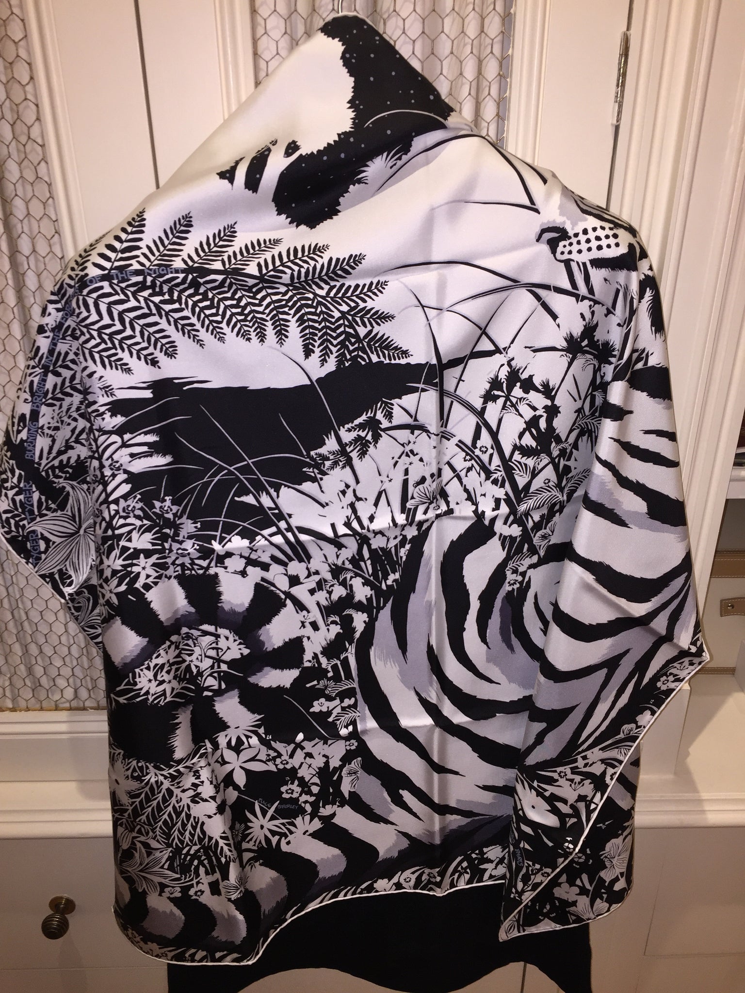 Hermes tyger hot sale tyger scarf