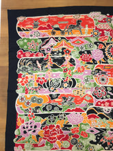 Load image into Gallery viewer, Hermes Cashmere and Silk GM Shawl «Bingata» by Natsuno Hidaka 140.