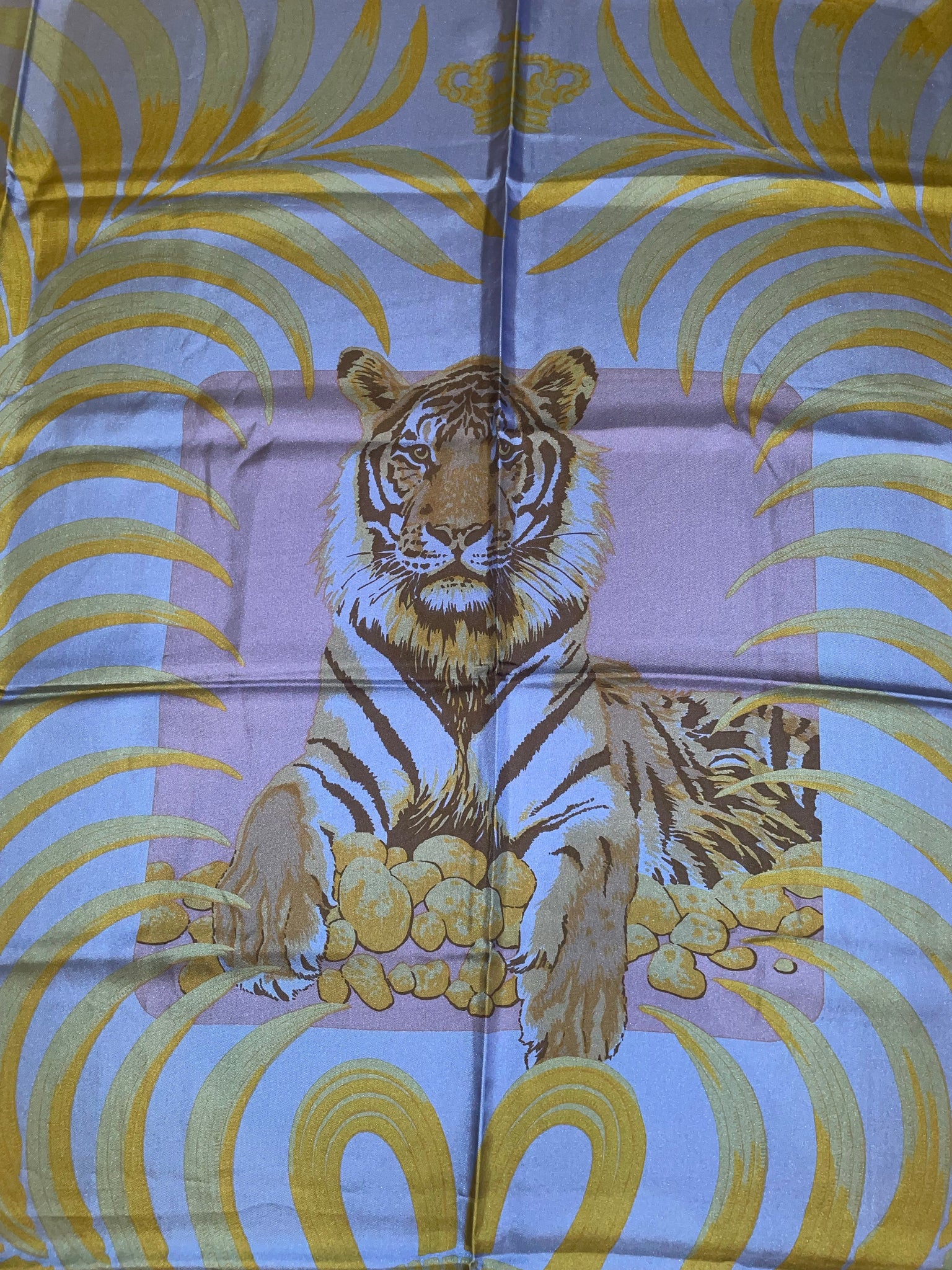 Hermes Silk Dip Dye GM Shawl “Tigre Royal” 140. – Hermes Emporium