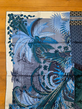 Load image into Gallery viewer, Hermes Silk GM Shawl « Mythiques Phoenix/A cheval sur mon carré » 140.